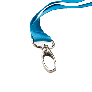 Choose to equip your lanyard with an extra strong snap hook in a drop-shaped design.